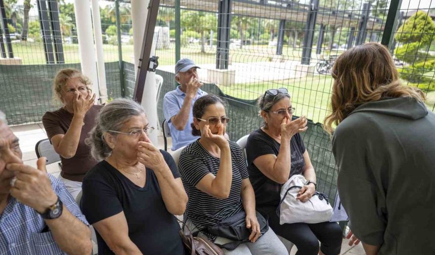 Mersin Büyükşehir Belediyesi'nden Yaşlılara Özel Solunum Egzersizleri Atölyesi