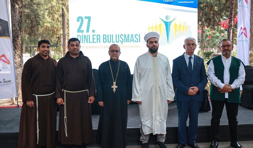 Mersin'de Müslüman ve Hristiyan Din Adamlarından Dini Hoşgörü Davranışı