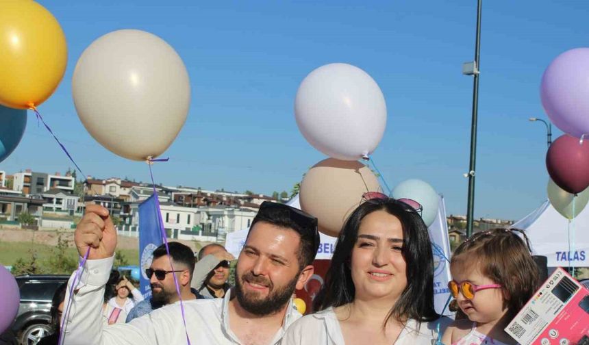 Minik Deniz İçin Umut Balonları Gökyüzüne Bırakıldı