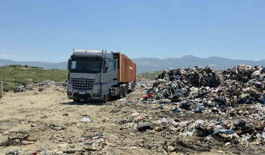İzmir'in Çöpü Tire'ye Taşınıyor: Vahşi Depolama Tepki Çekti