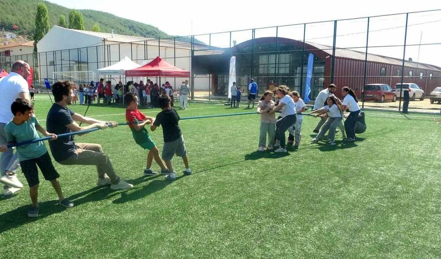 Ula’da Kur’an Kursu Bitişi Çocuk Şenliği ile Kutlandı