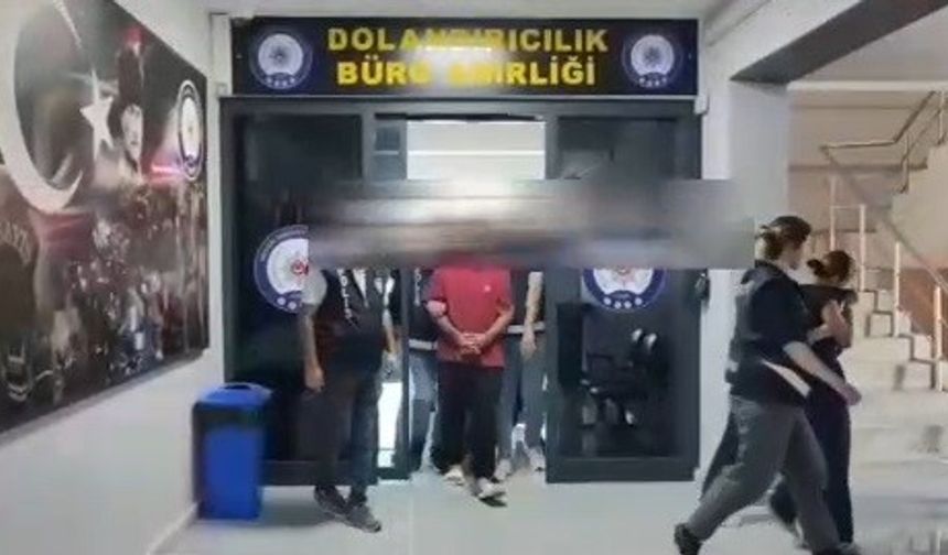 Bayburt polisi, sahte ilanla dolandıran çeteyi çökertti