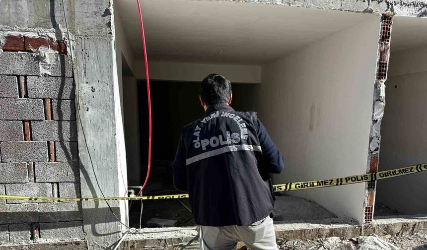 Uşak’ta inşaat halindeki apartmandan düşen kişi öldü