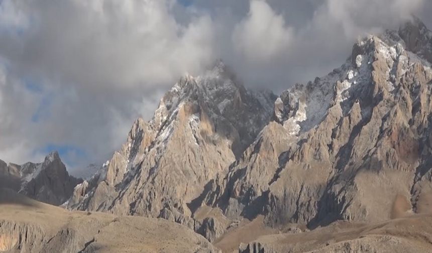 Aladağlar’da kayıp dağcı ihbarı ekipleri harekete geçirdi