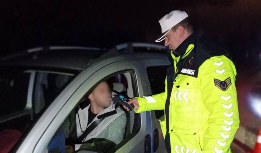 Alkollü ve Ehliyetsiz Sürücüye Rekor Ceza