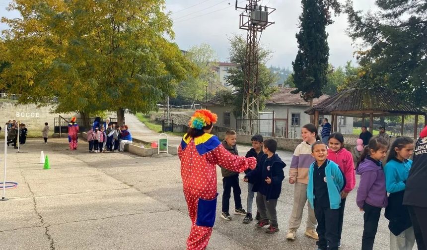 Gençlik Merkezi, ‘Merkezim Köyümde’ Projesiyle Köy Okulunda