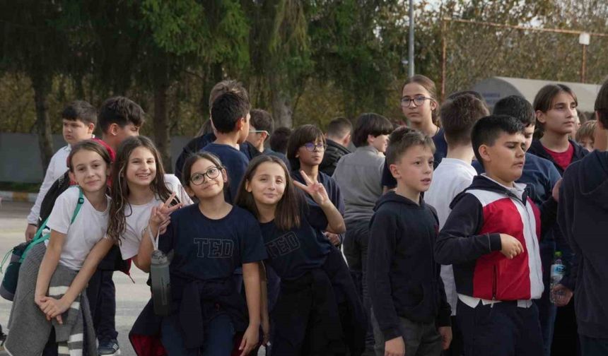 29 Ekim Kahramanı Şereflioğlu'na Öğretmenler Günü Sürprizi