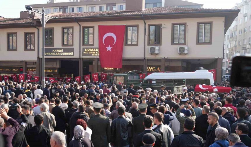 Balıkesir Şehidini Gözyaşlarıyla Uğurlandı