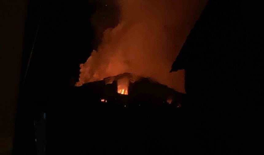 Çankırı'da Korkutan Yangın: Bir Ev Kül Oldu!
