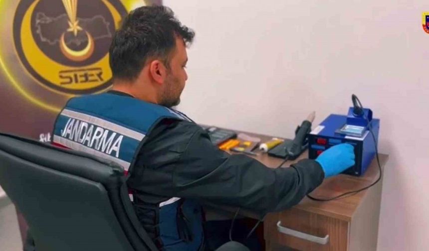 Cep Telefonları ve SIM Kartlar Ele Geçirildi