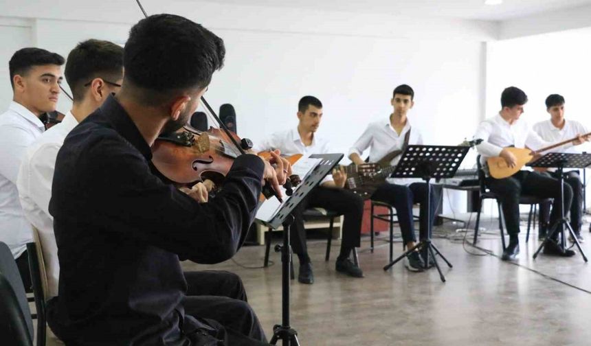 Diyarbakır Güzel Sanatlar Lisesi'nden Dünya Hedefli Korolar