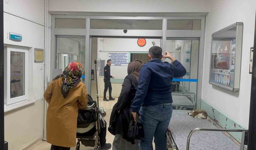 Düğün yemeği 8 kişiyi hastanelik etti