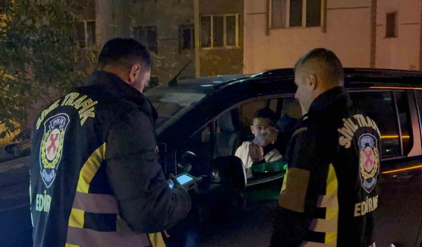 Edirne'de 12 Sürücüye Ceza Kesildi