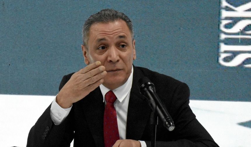 Gazeteci-Yazar Orhan Bozkurt, Kitap Fuarı'nda