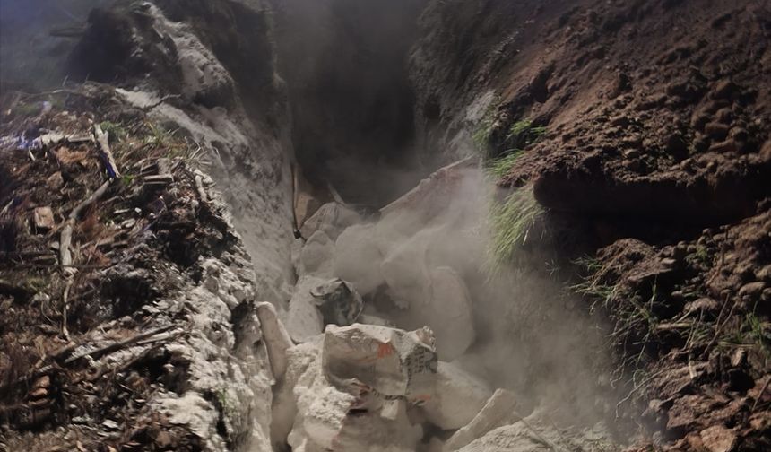 Erzin Yol Kontrolünde 1 Ton Kaçak Et Yakalandı