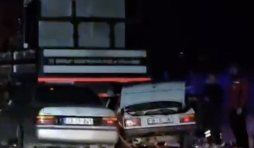 İki otomobil park halindeki vince çarptı: 1 ölü, 1 yaralı