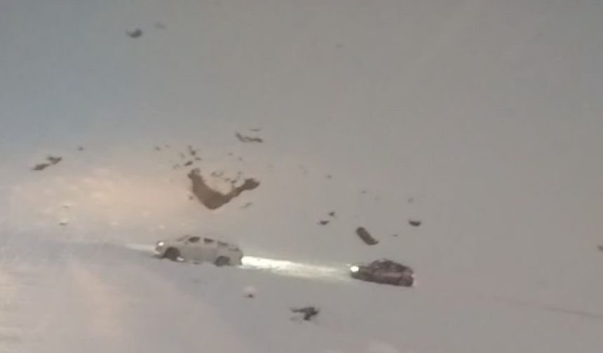 Kar'da mahsur kalan vatandaşların imdadına Mehmetçik yetişti