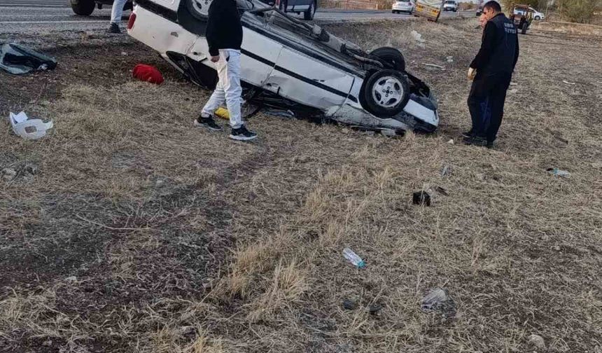 Konya’da otomobil araziye devrildi: 5 yaralı