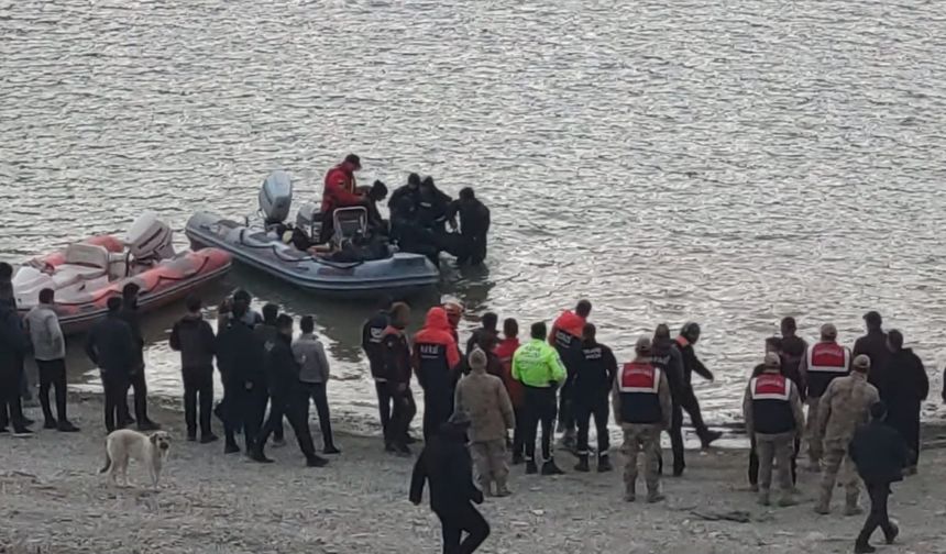 Barajda kaybolan gencin cansız bedeni bulundu