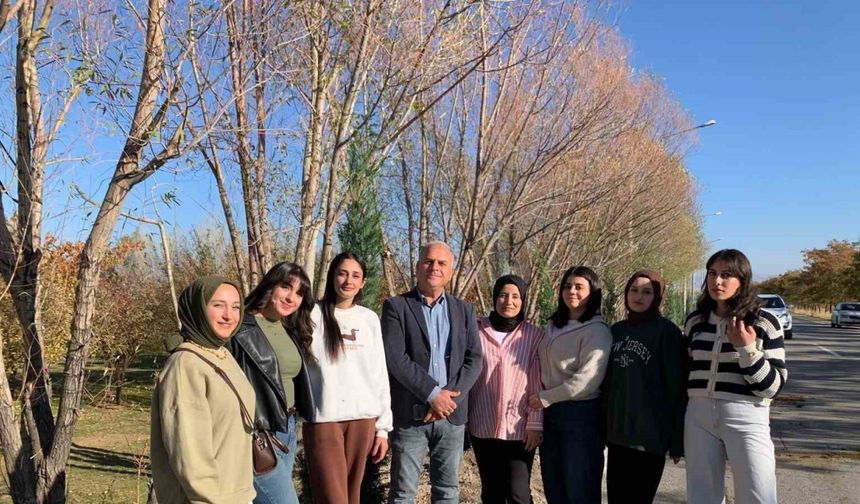 Geleceğe Nefes; 500 Fidan Toprakla Buluştu