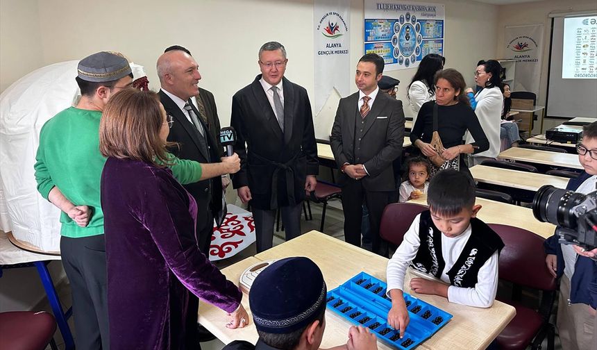 Kazakistan Konsolosluğu ve Alanya Gençlik Merkezi İş Birliği