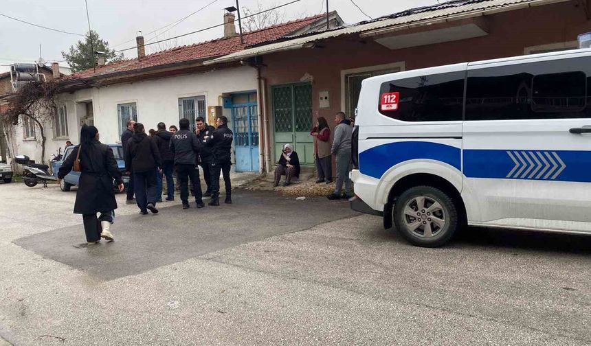 Burdur'da Eve Giren Yakınları Acı Manzarayla Karşılaştı