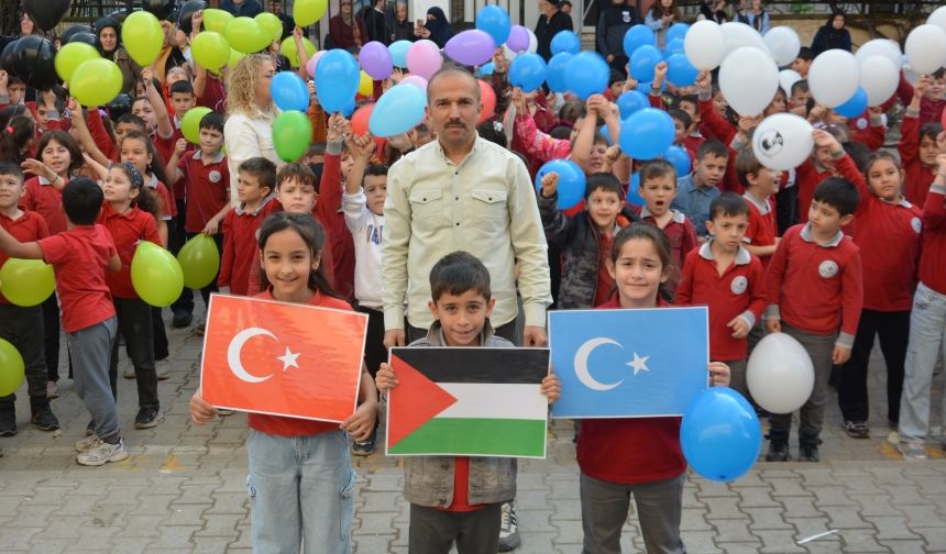 Gazze ve Doğu Türkistan Adına 787 Bıraktılar