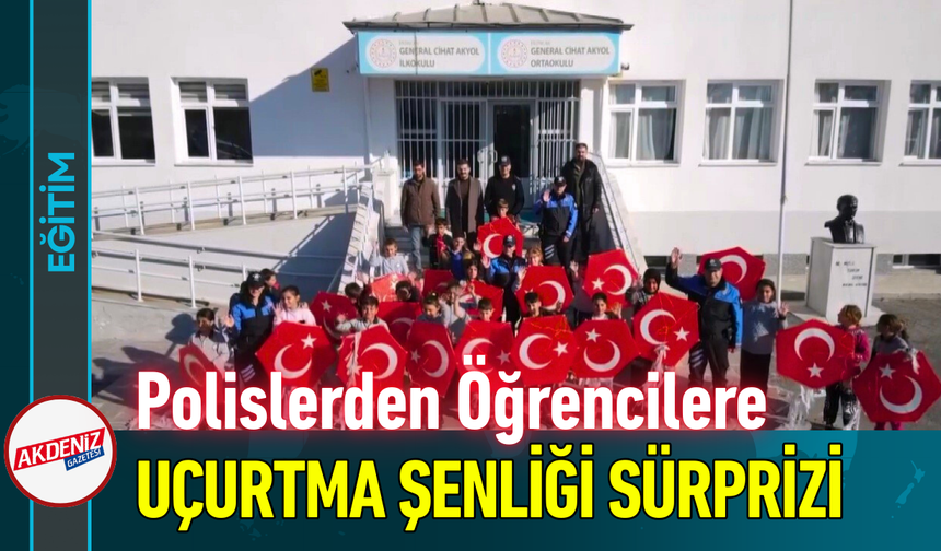 Polislerden Öğrencilere Uçurtma Şenliği Sürprizi!