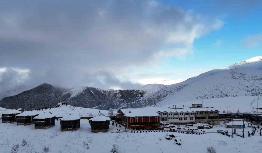 Zigana’nın zirvesinde "kar" yoğunluğu