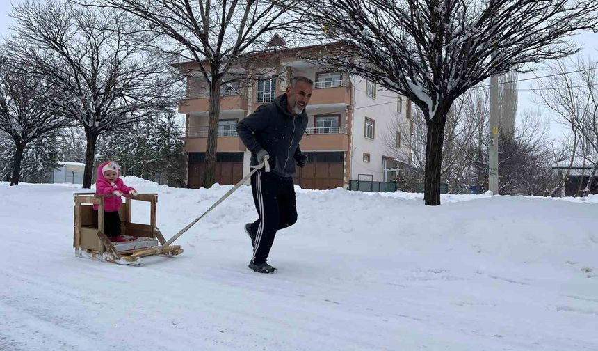 Afşinli Maratoncudan Kar Üstünde "Torunlu" Antrenman