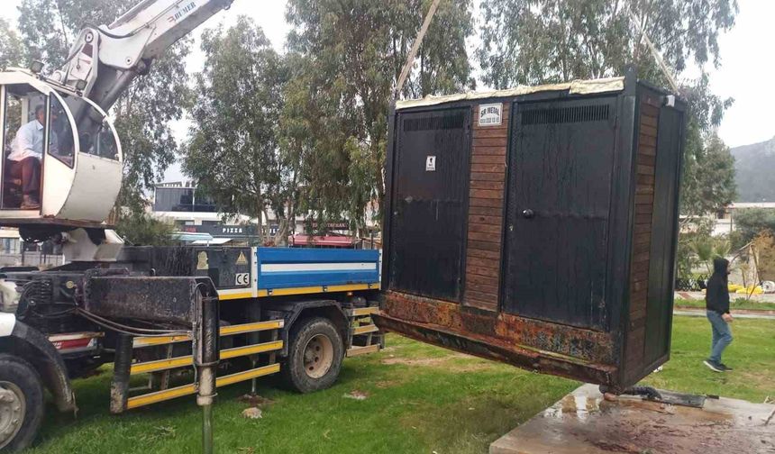 Belediye ekiplerinin Akbük'te çalışmaları sürüyor