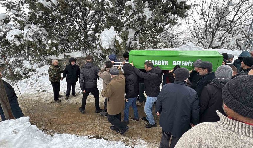 Donarak Hayatını Kaybetti; Zehra Bölüm Toprağa Verildi