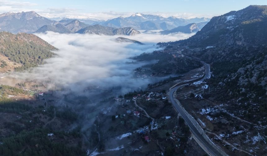 Sisli Kar Manzarası İzleyenleri Hayran Bıraktı!