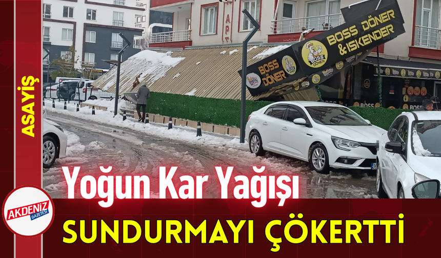 Yoğun Kar Yağışı Sundurmayı Çökertti!
