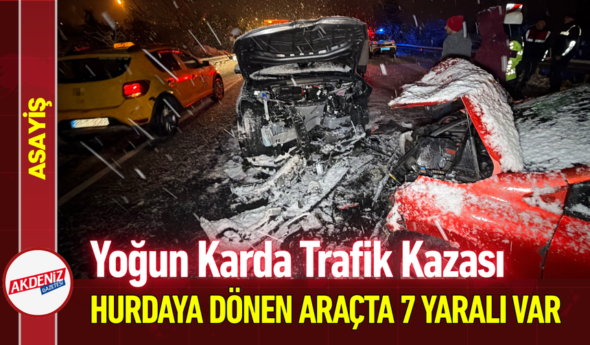 Yoğun Karda Trafik Kazası: Hurdaya Dönen Araçta 7 Kişi Yaralandı!